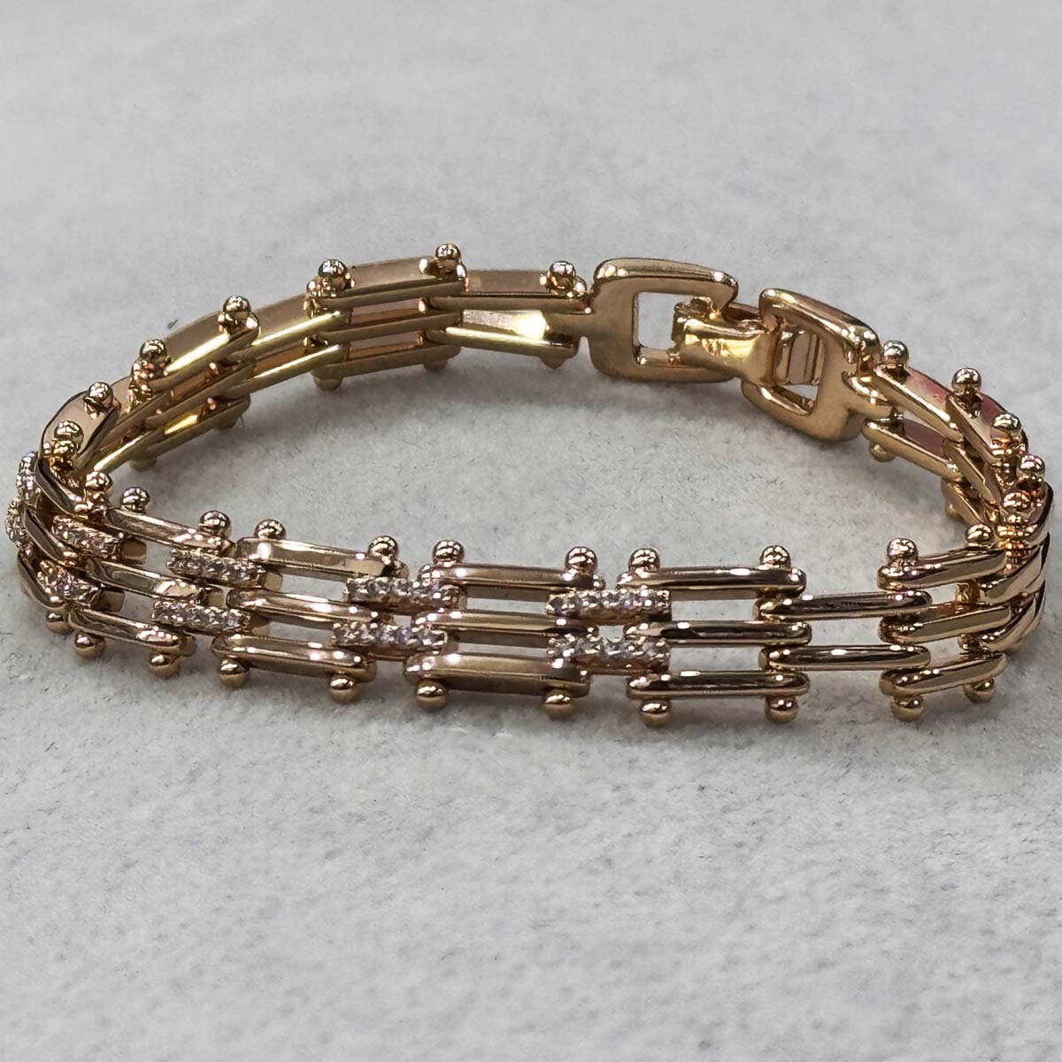 image-26-01-25-12-01-2