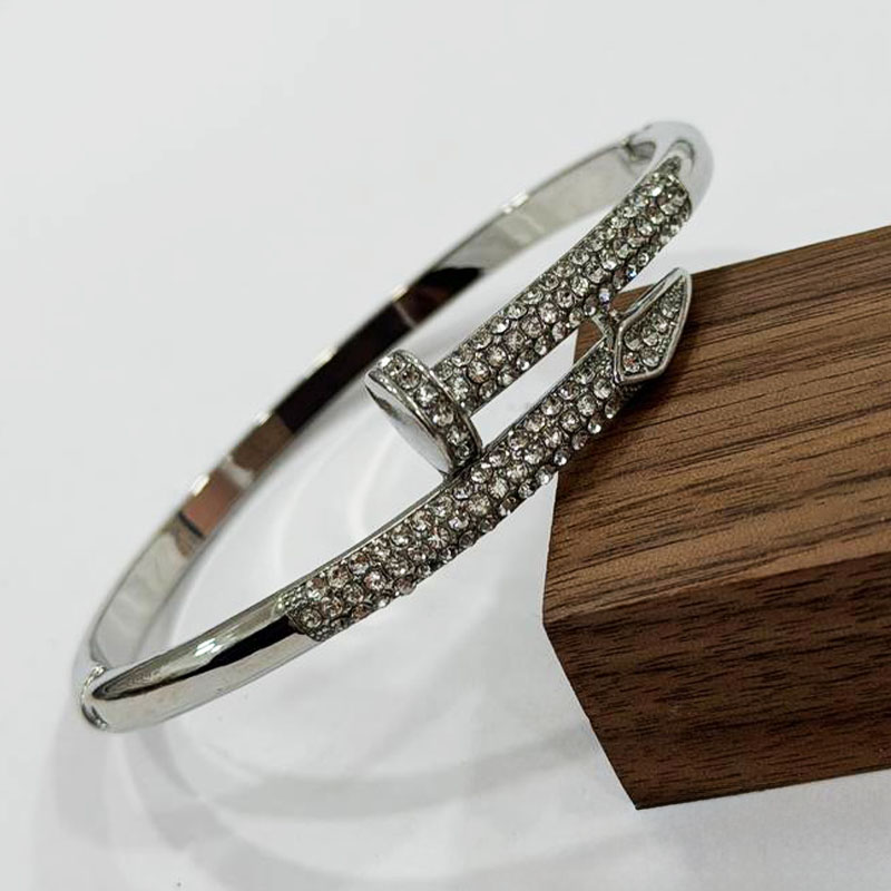 photo_3_2025-11-09_14-05-08