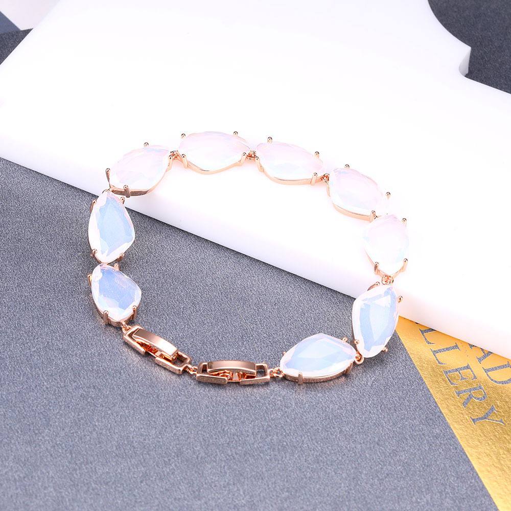 photo_7_2025-10-12_10-43-52