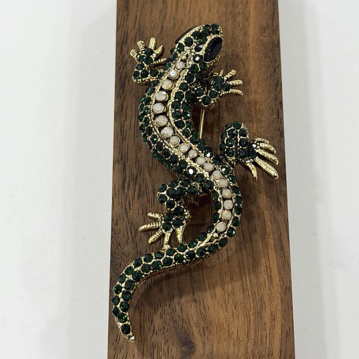 image-16-11-25-15-05