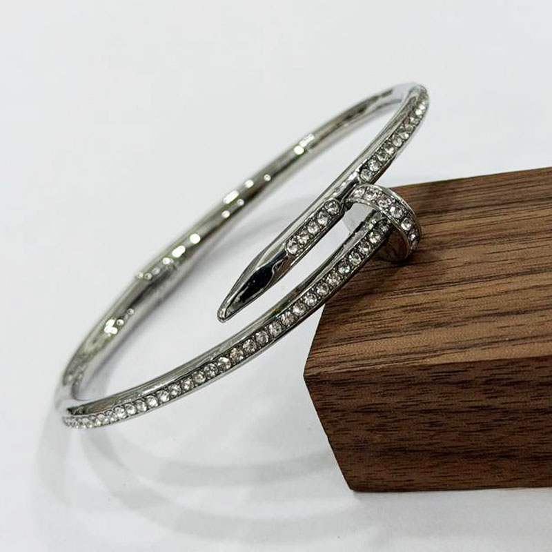 photo_2_2025-11-09_14-05-08